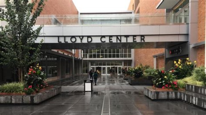 Lloyd Center Shooting: One Shot At Lloyd Center in Portland, Oregon